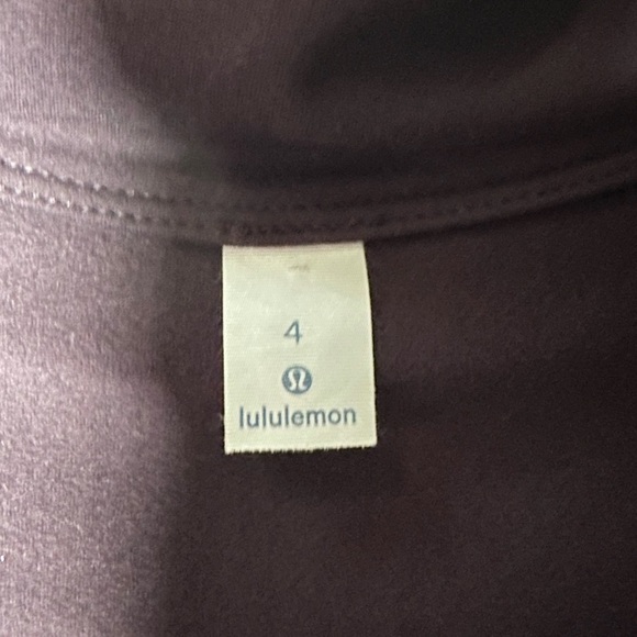 Lululemon Toasty Tech Half Zip Pullover Black Cherry Size 4 - Picture 9 of 9